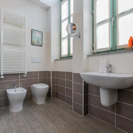 Housing Giulia Апарт-отель 3*