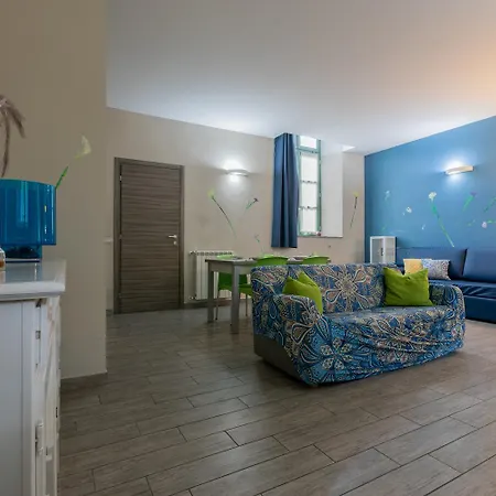 Housing Giulia *
