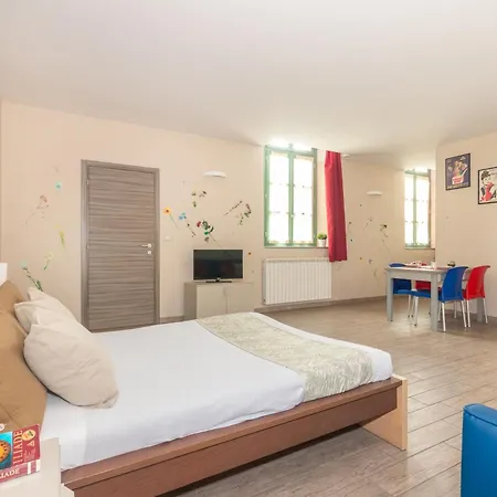 Housing Giulia Lägenhetshotell Turin