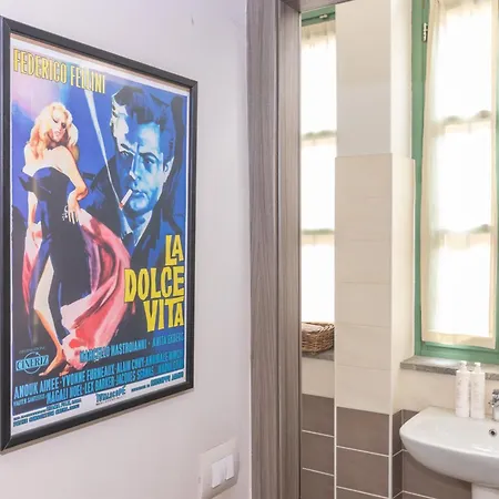 Housing Giulia Apart Otel