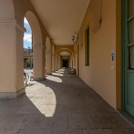 Aparthotel Housing Giulia 3*