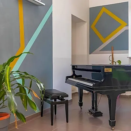 Housing Giulia By Wonderful Italy Aparthotel