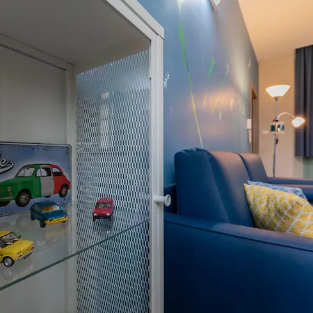 Housing Giulia 3* טורינו