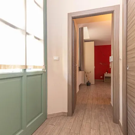 Housing Giulia מלון דירות 3*