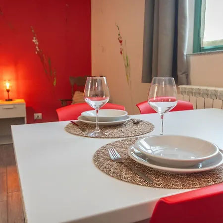 Housing Giulia טורינו