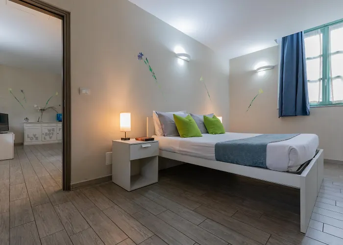 Housing Giulia By Wonderful Italy Aparthotel