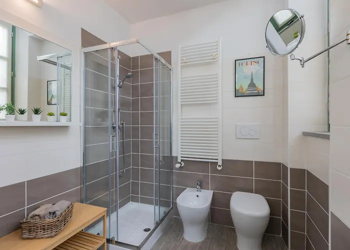 Aparthotel Housing Giulia By Wonderful Italy