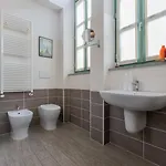 Housing Giulia By Wonderful Italy 公寓式酒店 3*