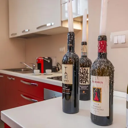 Ξενοδοχείο με διαμερίσματα Housing Giulia By Wonderful Italy 3*